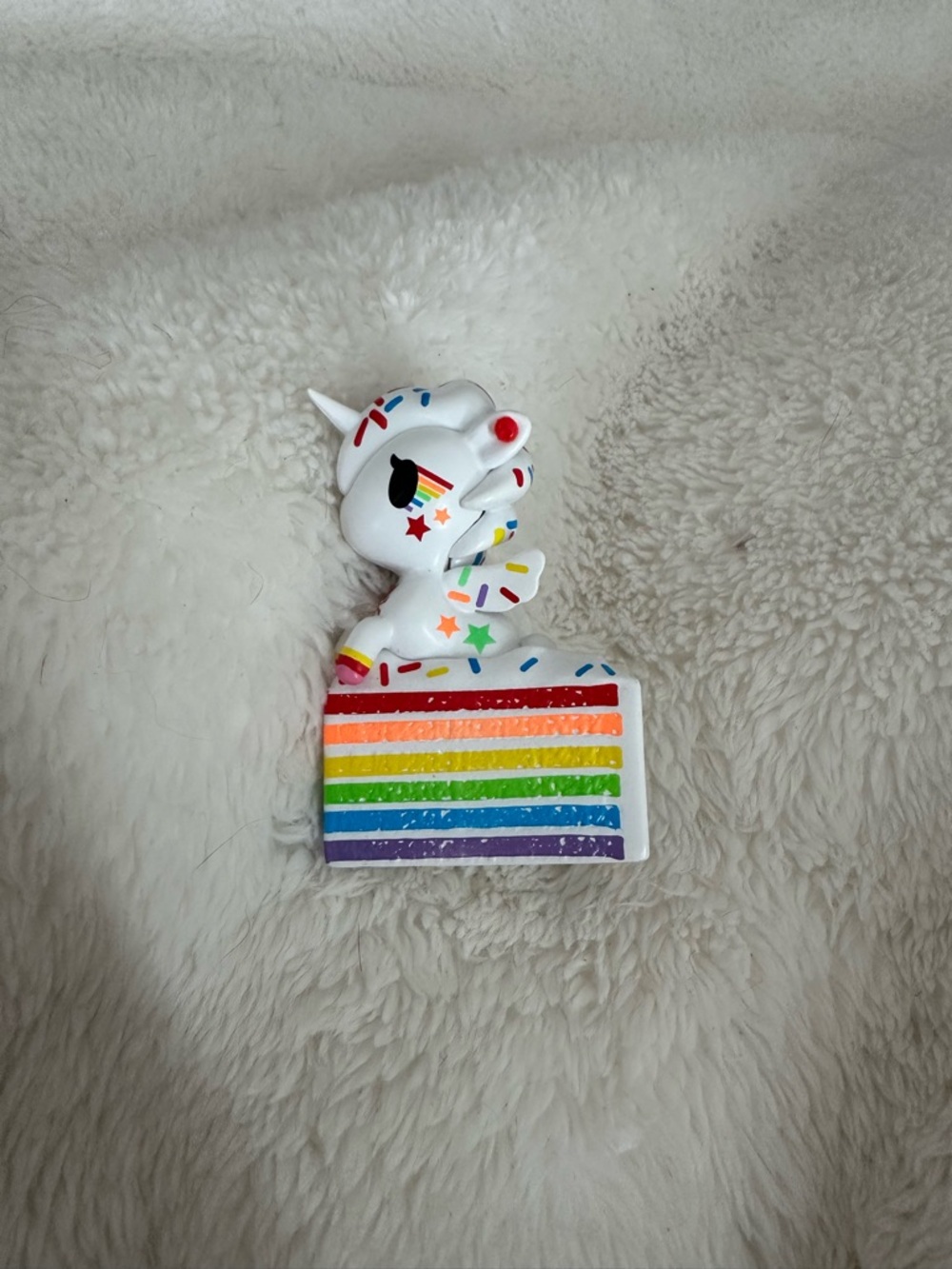 Tokidoki White Rainbow Unicorno Cake Slice Figurine